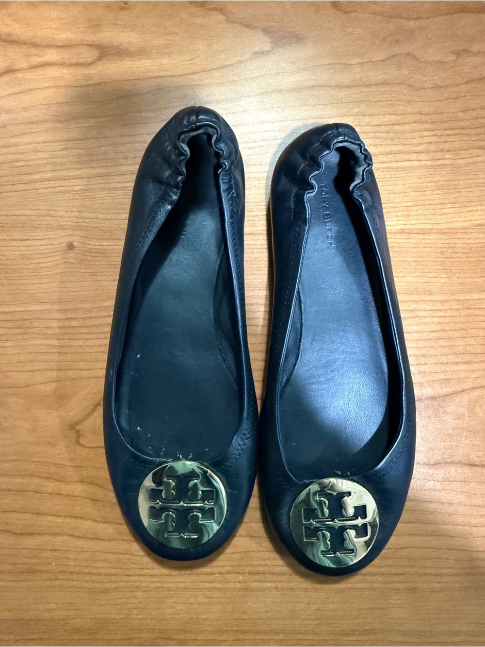Tory Burch Black Leather Ballet Flats with Gold Logo Medallion